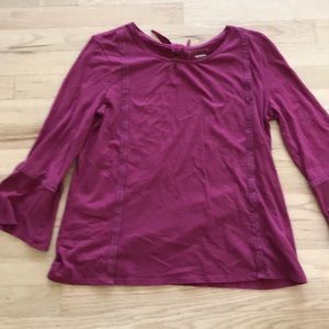 Women’s petite long sleeve top